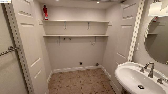 1800 Laguna ST APT 5, Concord, CA 94520