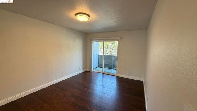 1800 Laguna ST APT 5, Concord, CA 94520