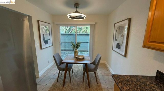 1800 Laguna ST APT 5, Concord, CA 94520