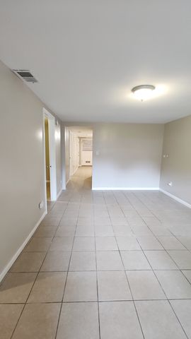 3643 S Hermitage Street Basement, Chicago, IL 60609