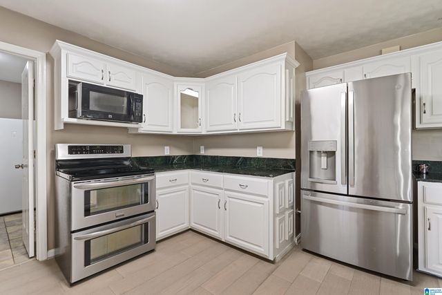 855 HERMITAGE LANE, Woodstock, AL 35188