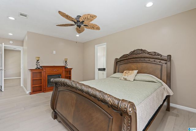 855 HERMITAGE LANE, Woodstock, AL 35188