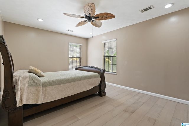 855 HERMITAGE LANE, Woodstock, AL 35188