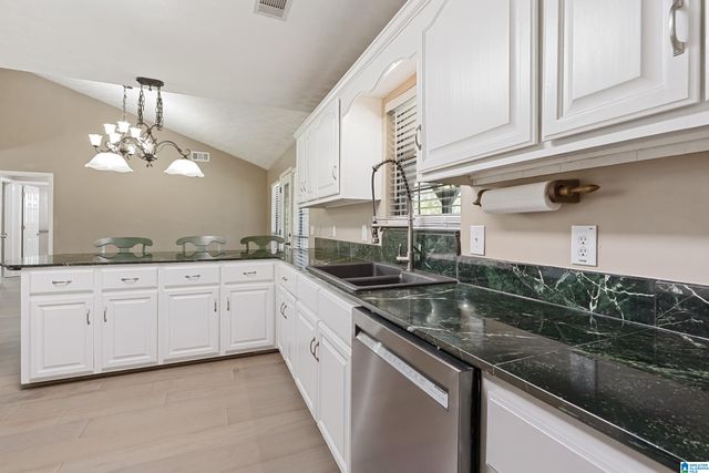 855 HERMITAGE LANE, Woodstock, AL 35188
