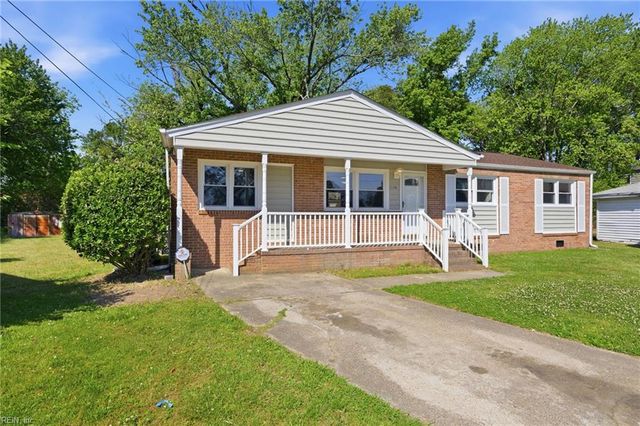 1027 Barry CT, Hampton, VA 23666