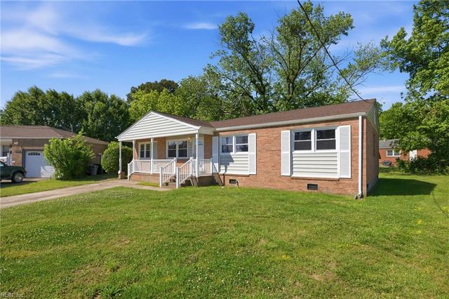 1027 Barry CT, Hampton, VA 23666