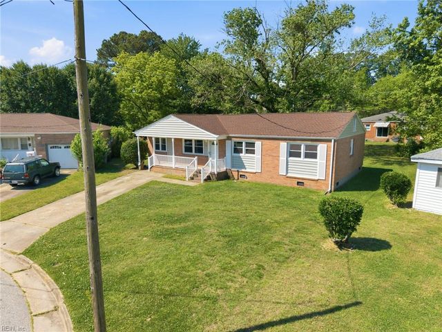 1027 Barry CT, Hampton, VA 23666