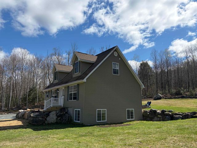 210 River Road, Canaan, NH 03741