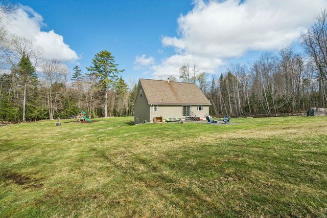 210 River Road, Canaan, NH 03741