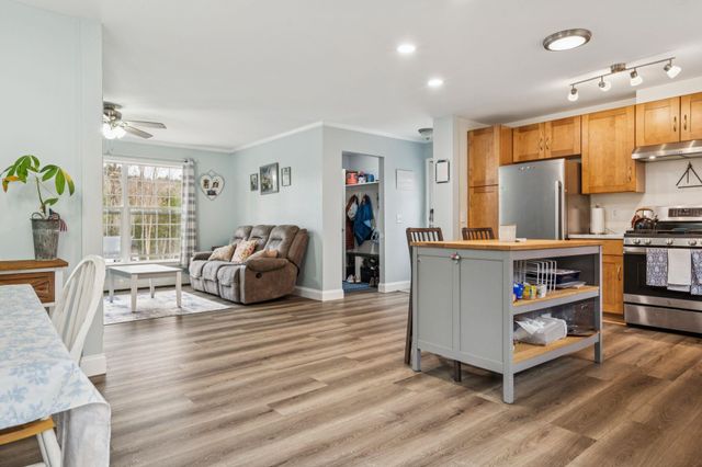 210 River Road, Canaan, NH 03741