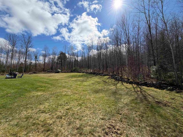 210 River Road, Canaan, NH 03741