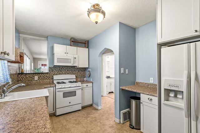 1856 Orange Avenue E, Saint Paul, MN 55119