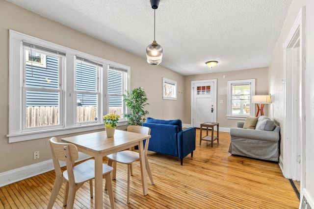 1856 Orange Avenue E, Saint Paul, MN 55119