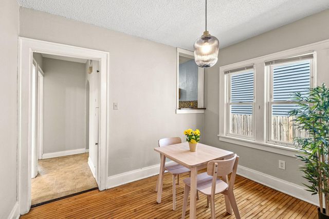 1856 Orange Avenue E, Saint Paul, MN 55119