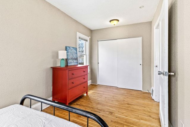 1856 Orange Avenue E, Saint Paul, MN 55119