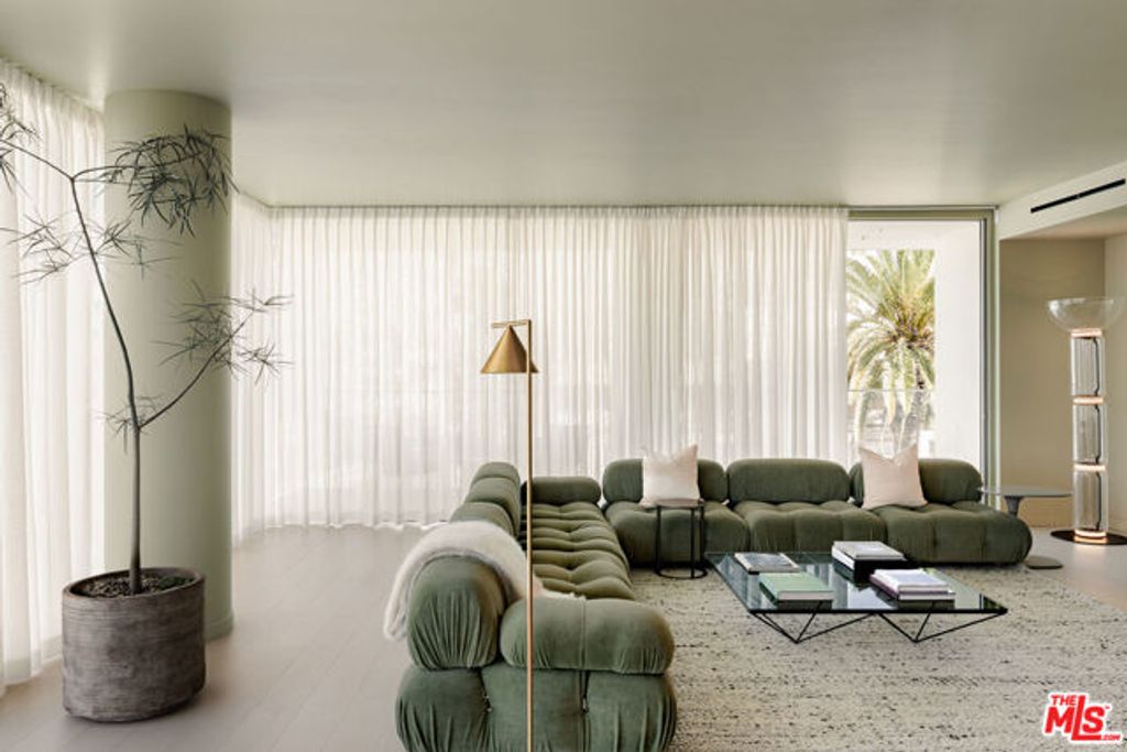 9200 Wilshire Boulevard 402W, Beverly Hills, CA 90212