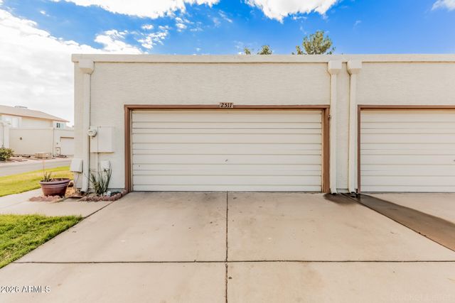 2511 W WILLOW Avenue, Phoenix, AZ 85029