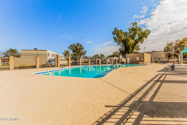 2511 W WILLOW Avenue, Phoenix, AZ 85029