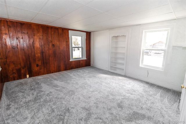 6 Law Street, Lapeer, MI 48446