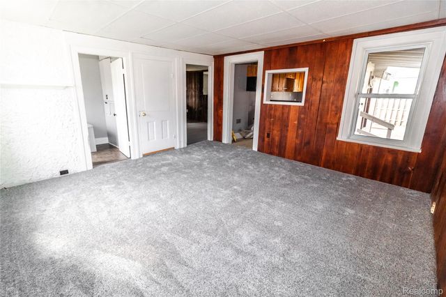 6 Law Street, Lapeer, MI 48446