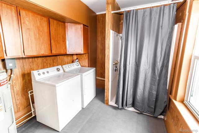 6 Law Street, Lapeer, MI 48446