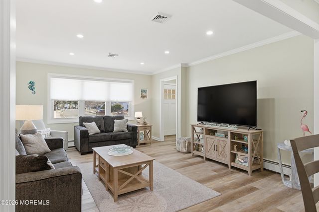 5 Sheepshead Drive, Toms River, NJ 08757