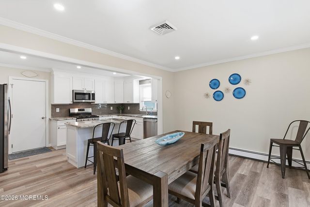 5 Sheepshead Drive, Toms River, NJ 08757