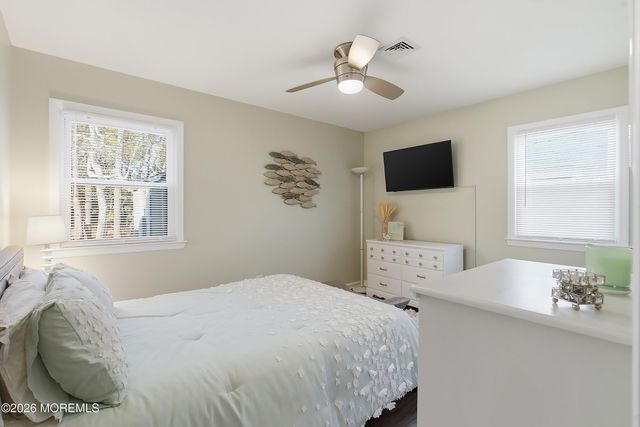 5 Sheepshead Drive, Toms River, NJ 08757