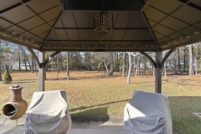 5 Sheepshead Drive, Toms River, NJ 08757