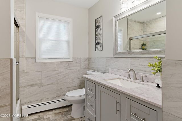 5 Sheepshead Drive, Toms River, NJ 08757