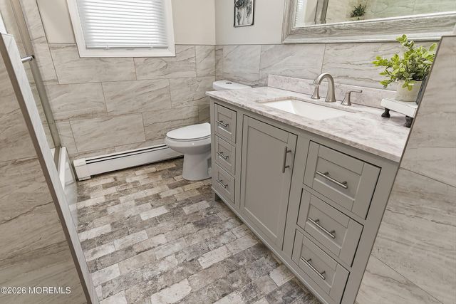 5 Sheepshead Drive, Toms River, NJ 08757