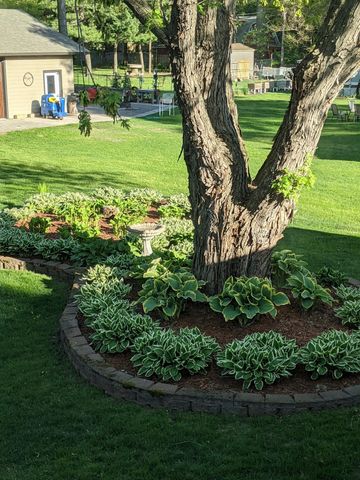 8381 Knollwood Drive, Mounds View, MN 55112