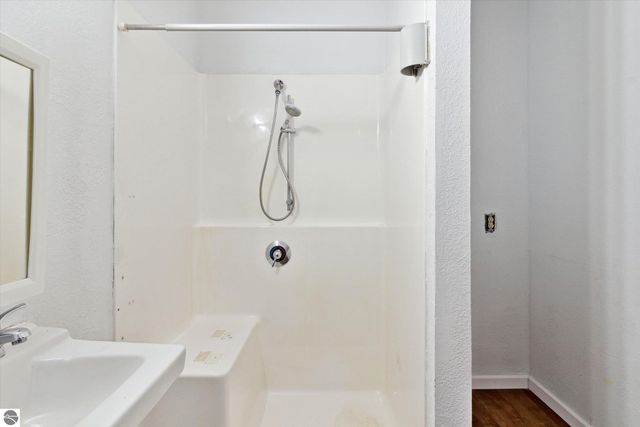 287 W Saint Charles Road, Ithaca, MI 48847