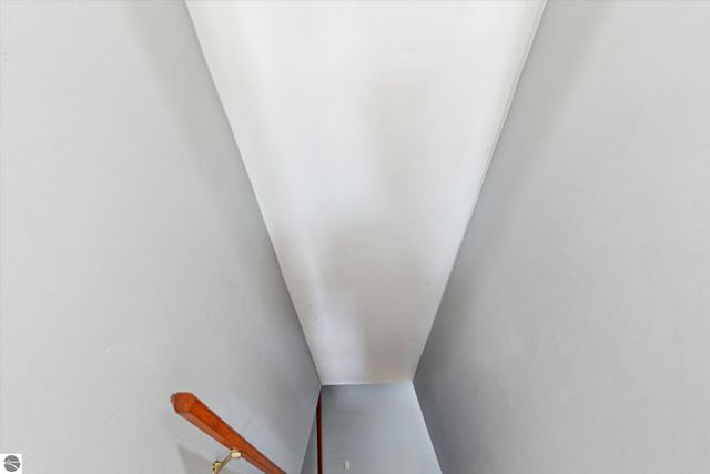 287 W Saint Charles Road, Ithaca, MI 48847