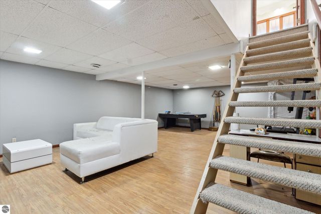 287 W Saint Charles Road, Ithaca, MI 48847