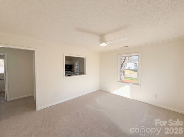 1433 Midlake Road, Kannapolis, NC 28083