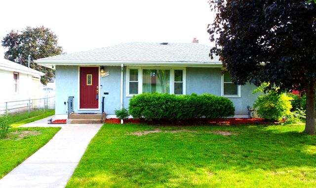 1640 Montana Avenue E, Saint Paul, MN 55106