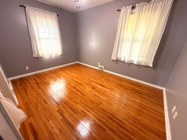 1640 Montana Avenue E, Saint Paul, MN 55106