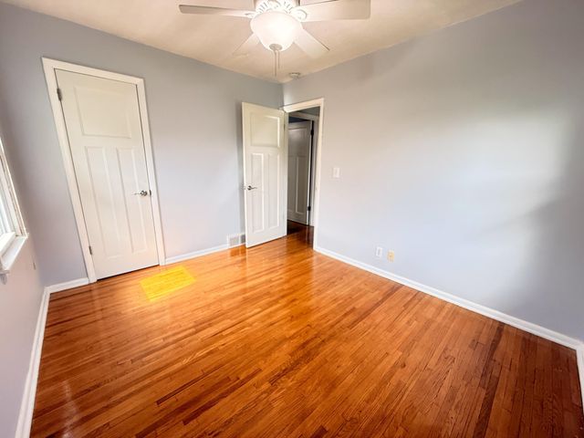 1640 Montana Avenue E, Saint Paul, MN 55106