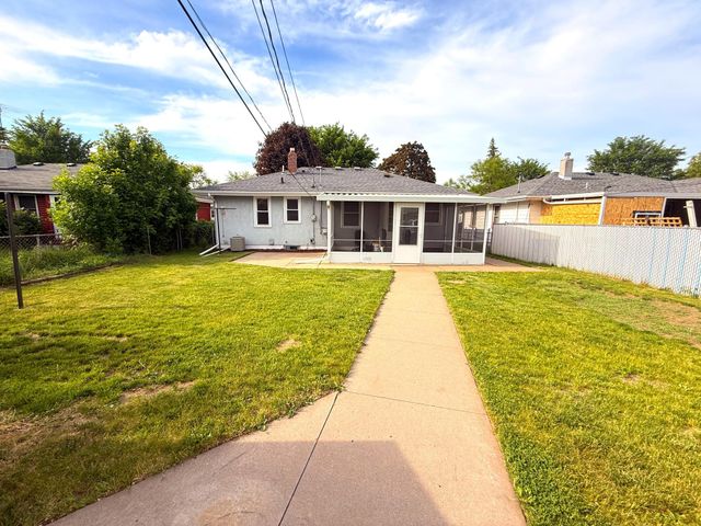 1640 Montana Avenue E, Saint Paul, MN 55106