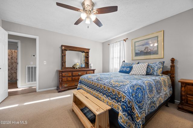 112 Dogwood Circle, Leland, NC 28451