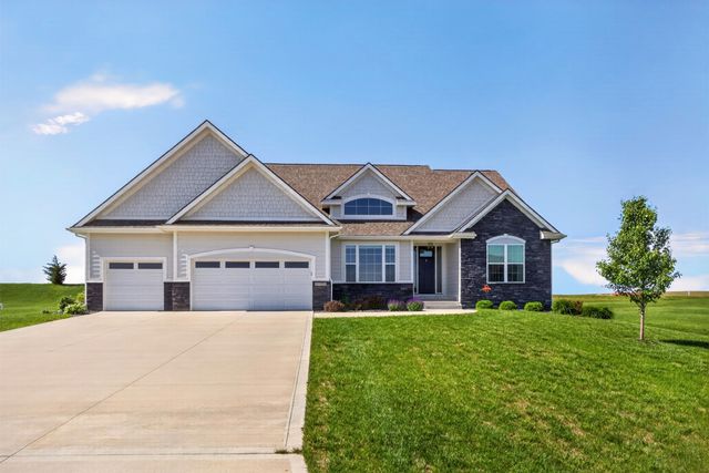 10956 NW 111th Avenue, Granger, IA 50109