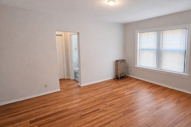 6716 S Merrill Avenue 3E, Chicago, IL 60649