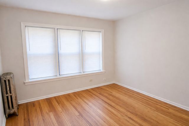 6716 S Merrill Avenue 3E, Chicago, IL 60649
