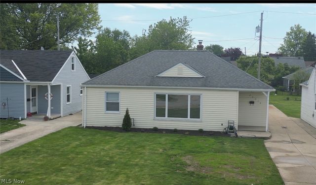 29516 Cresthaven Drive, Willowick, OH 44095