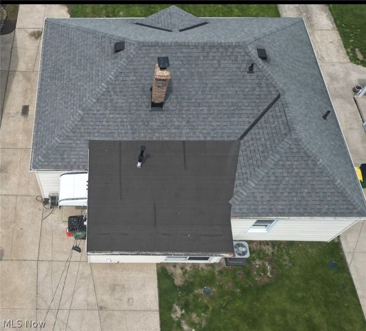 29516 Cresthaven Drive, Willowick, OH 44095