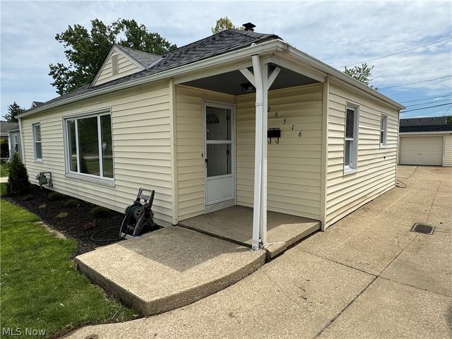 29516 Cresthaven Drive, Willowick, OH 44095