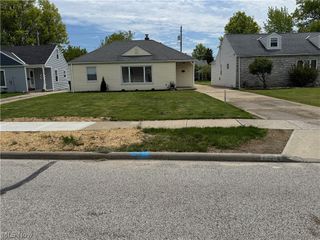 29516 Cresthaven Drive, Willowick, OH 44095