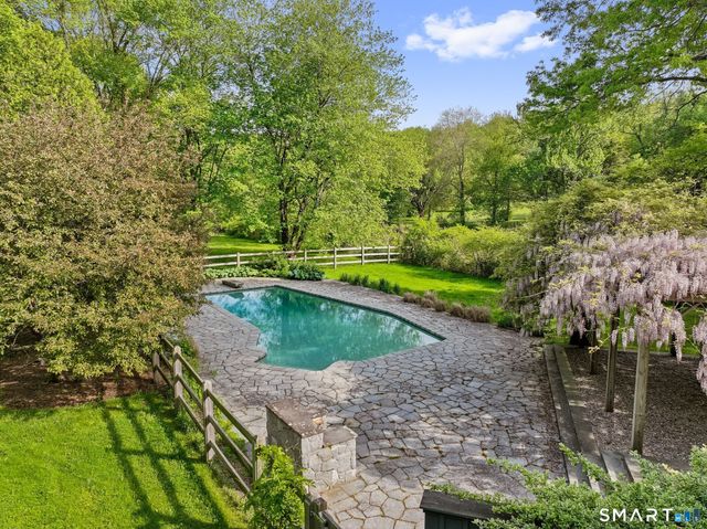 6a Old Orchard Drive, Weston, CT 06883
