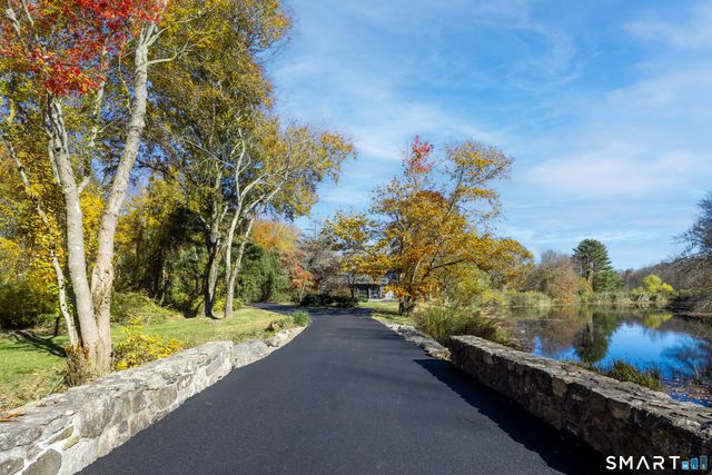 6a Old Orchard Drive, Weston, CT 06883